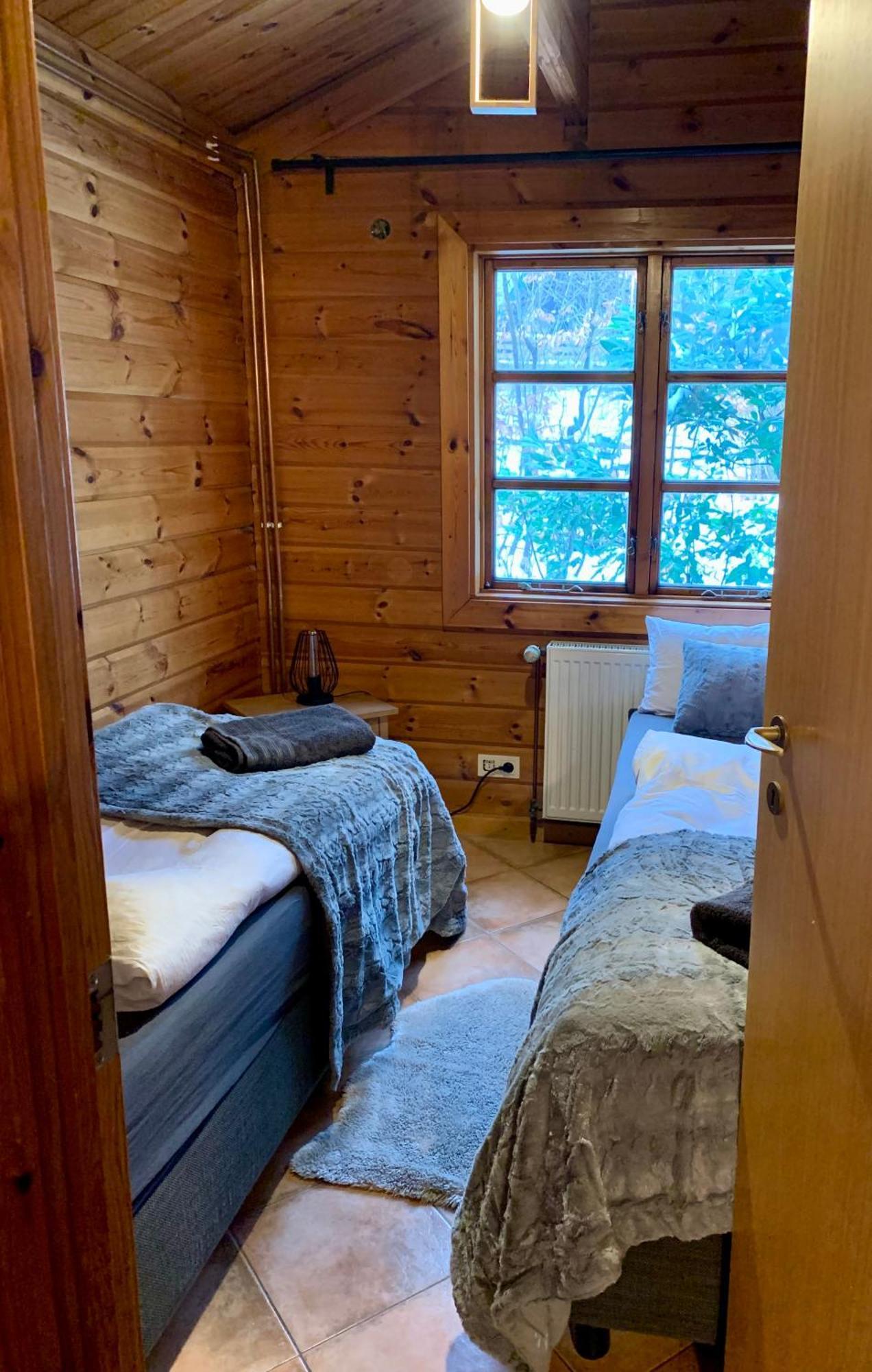 Blockhaus Am Twistesee Mit 3 Schlafzimmern Bad Arolsen Exteriör bild